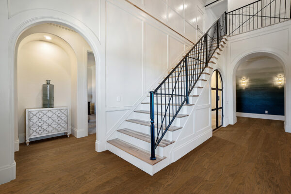 Heritage Huntington Woodburn - Image 2