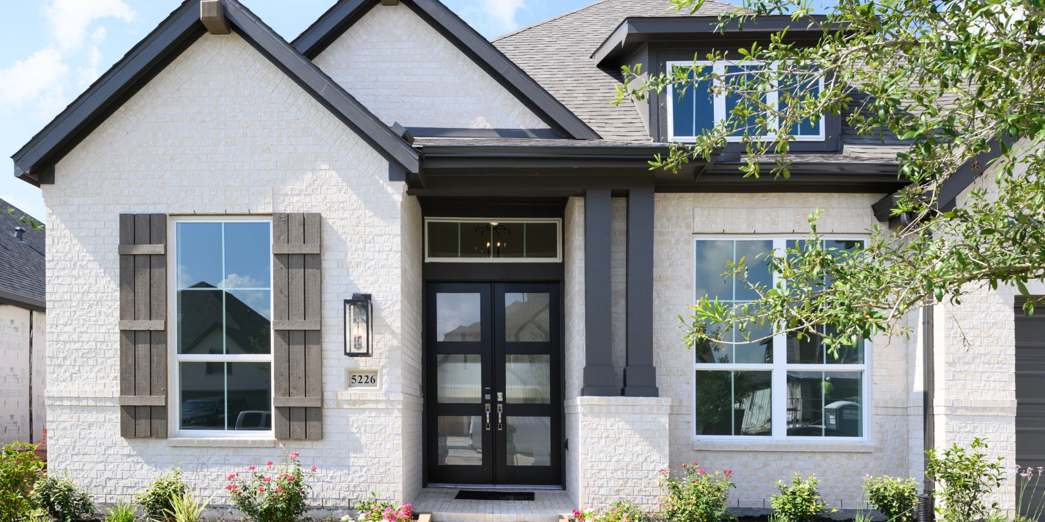 White Birch Brick home feature