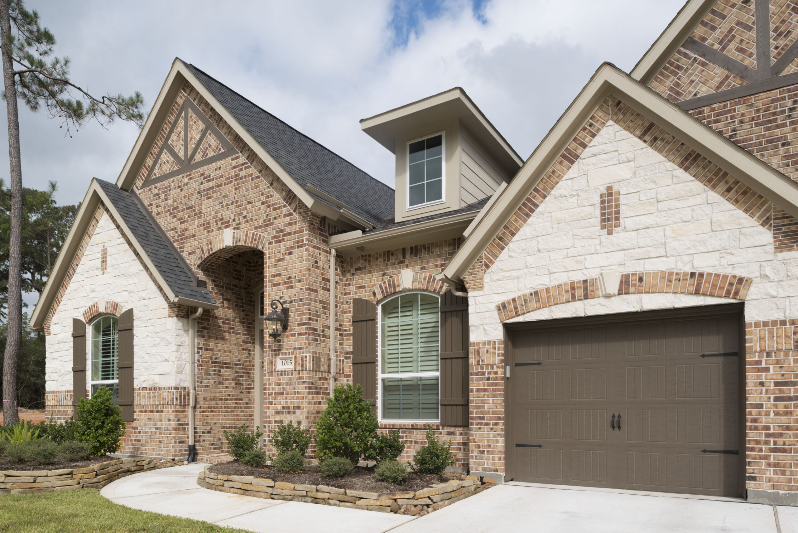 Sundance Square - King - Heritage - Image 2