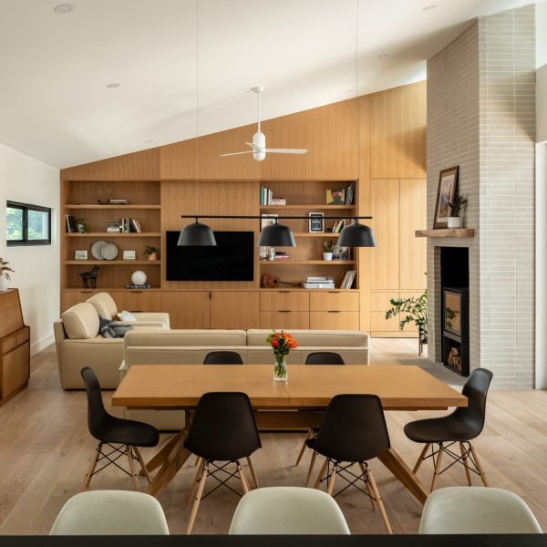 Acme_Bricks_Restucture_Studio_Web_ 1