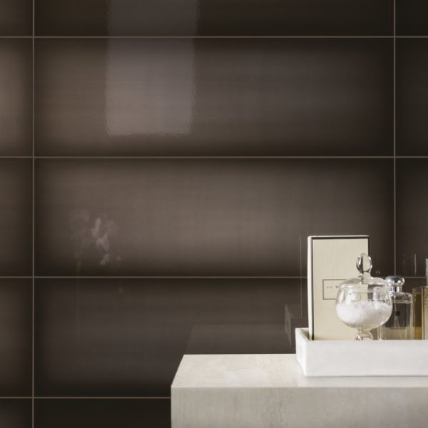 ir_sl_slide_sand_mink_roadwhite_purity_travertinoclassico_amb6_part3_bathroom